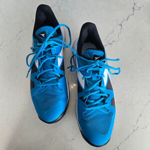 Diadora Blue and White Men's Running Sneakers